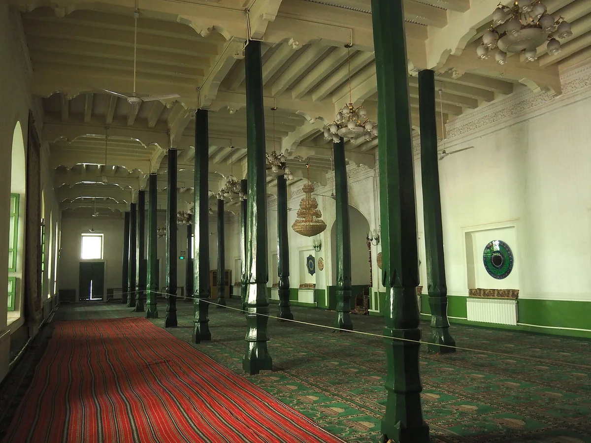 Columns and soft light inside Id Kah Mosque.