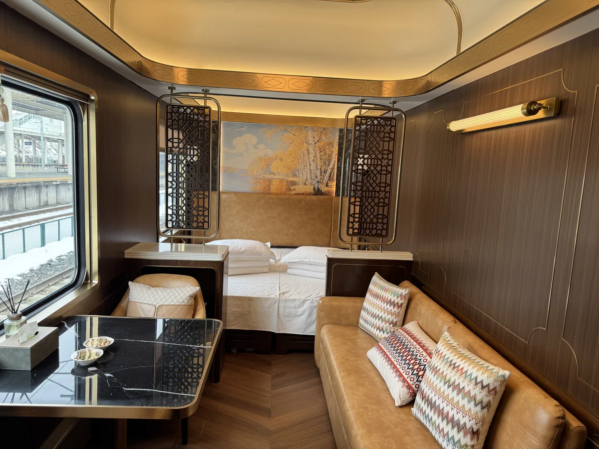 Cabins & Service in Photographs · Product photograph
